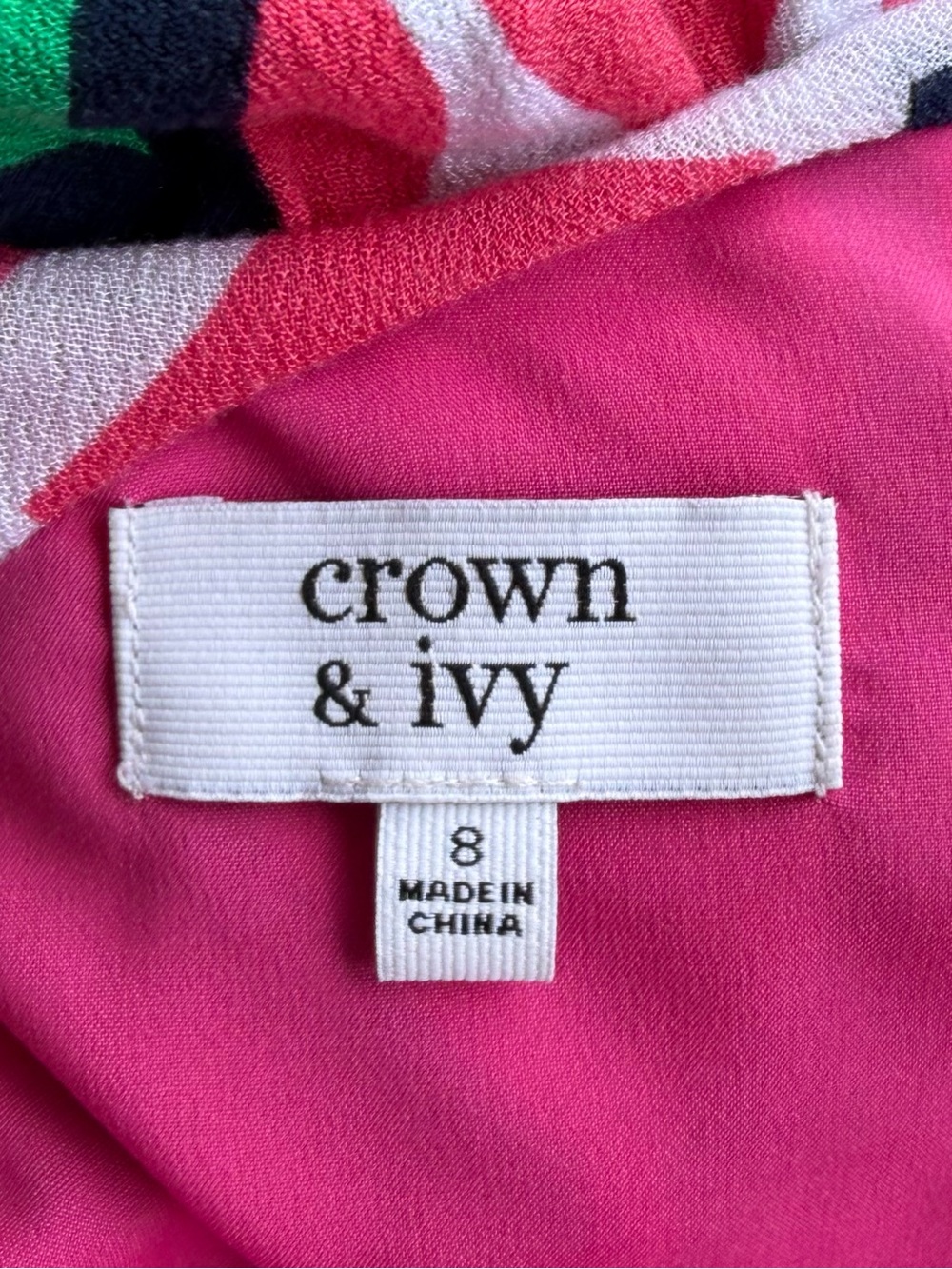 •Crown & Ivy• Pink Geometric Bell Sleeve Shift Dress - Size 8 - Picture 2 of 10